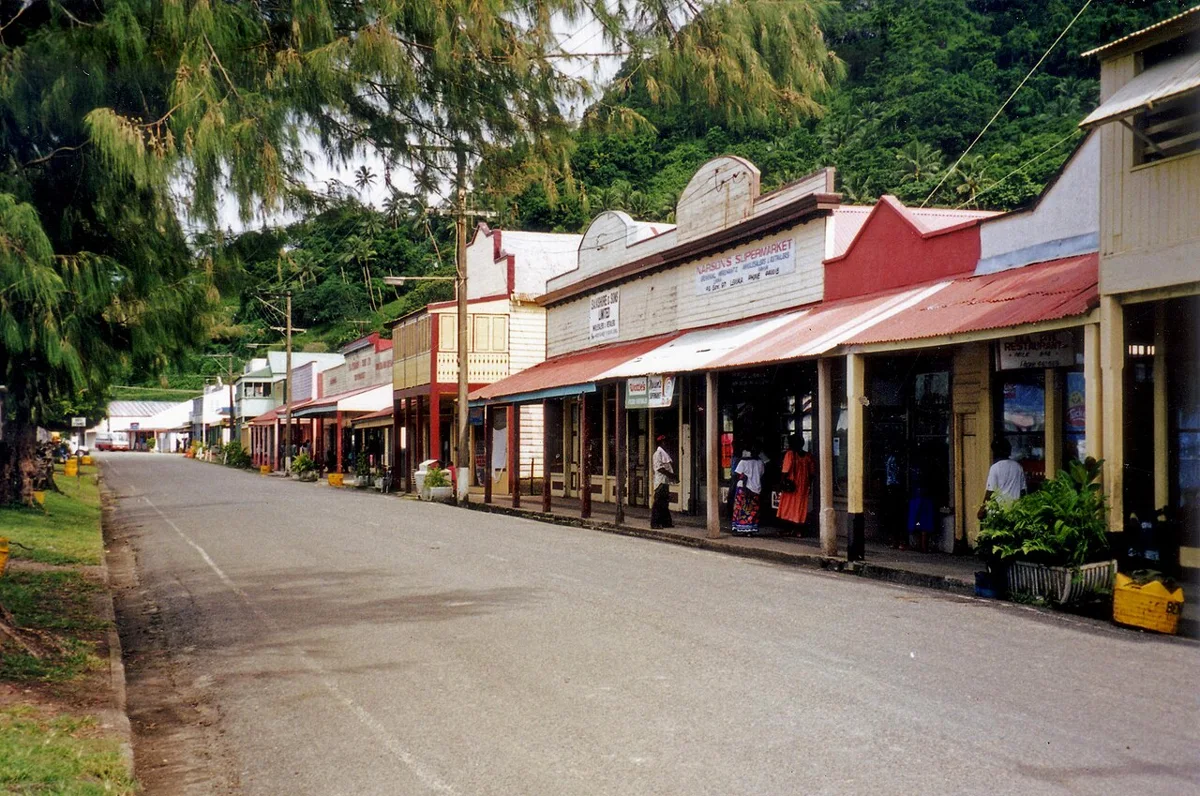 Beach Street, Levuka, photographed in 2000. The image documents a street view, not the town’s whole history.