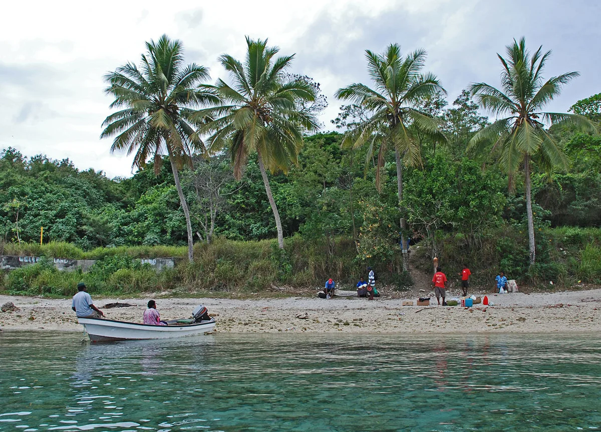 A landing place on Efate used for travel to Lelepa, as described by the photographer. It is not a photograph of a burial or sand-drawing ceremony.
